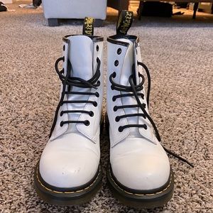Dr. Martens 1460 Women’s Smooth Leather WHITE